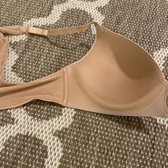 Victoria’s Secret bra size 32DD - Picture 5 of 9